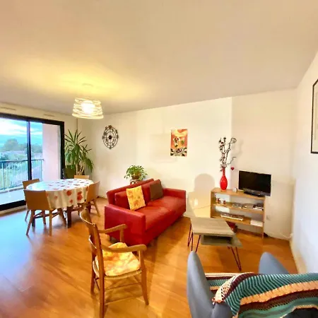 Daire La Garonne - T3 Avec Parking Prive